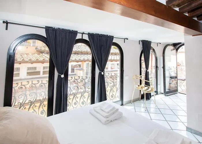 Alessio Luxury House Pantheon-piazza Navona * Řím
