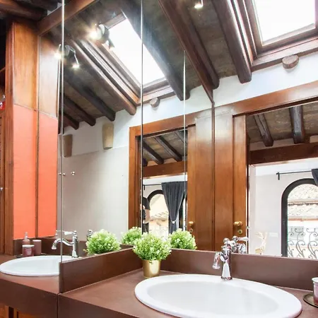 Apartment Alessio Luxury House Pantheon-piazza Navona Rome